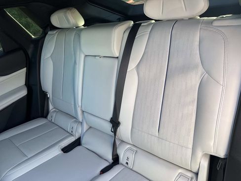Used 2024 Cadillac Lyriq Luxury RWD image 13