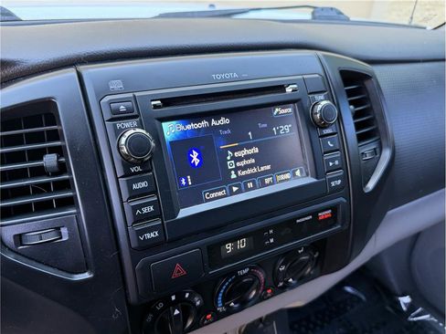 Used 2013 Toyota Tacoma PreRunner RWD image 15