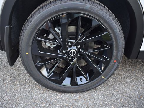 New 2026 Nissan Rogue SL image 11