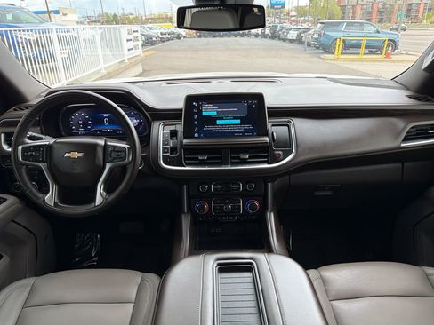 Used 2023 Chevrolet Tahoe LT w/ LT Signature Package image 12