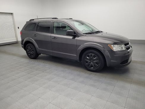 Used 2019 Dodge Journey SE image 11