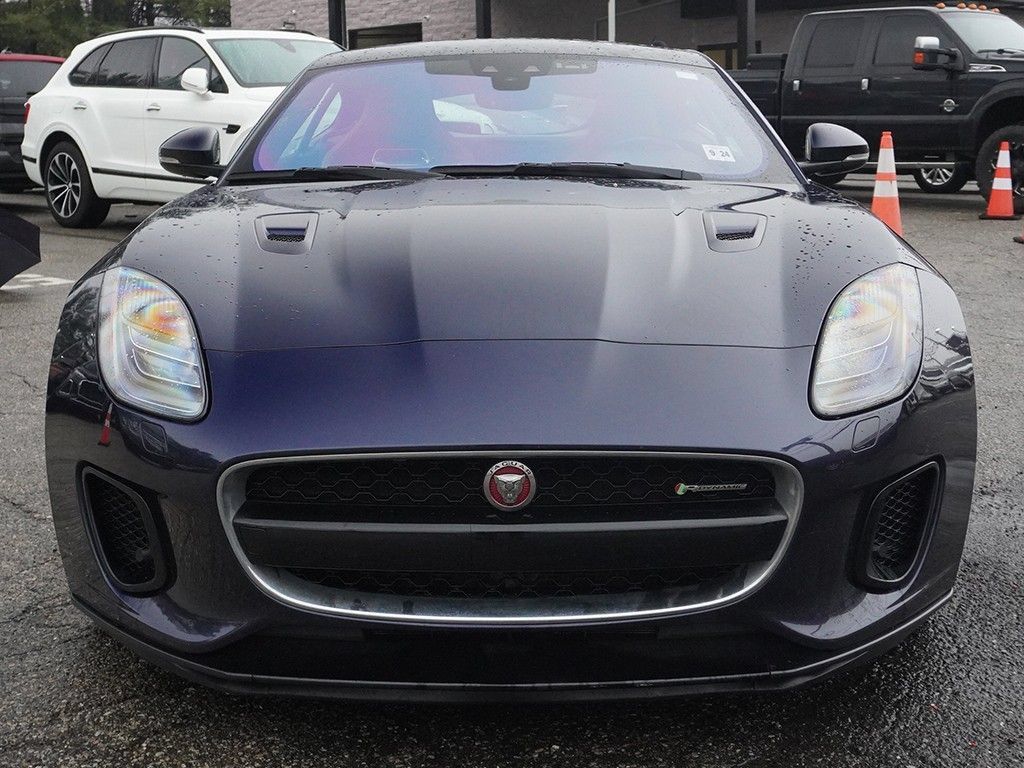 Used 2019 Jaguar F-TYPE R-Dynamic AWD/4WD image 14