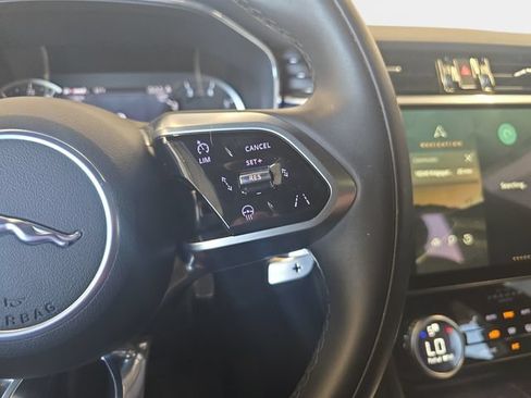 Used 2023 Jaguar F-PACE S AWD/4WD image 21