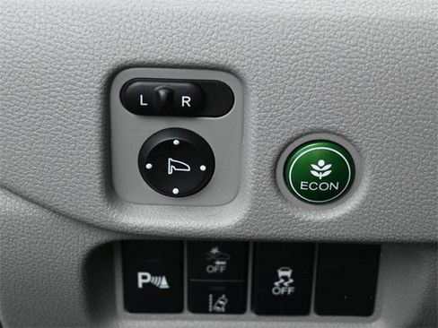 Used 2021 Honda Pilot Touring image 15