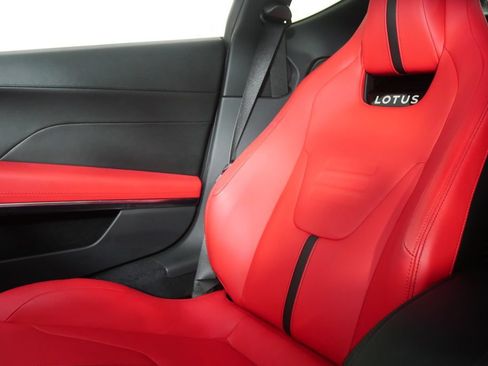 Used 2025 Lotus Emira RWD image 29