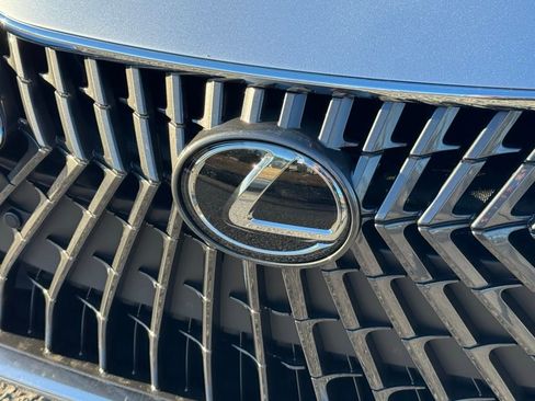 New 2025 Lexus ES 350 w/ Premium Package image 7