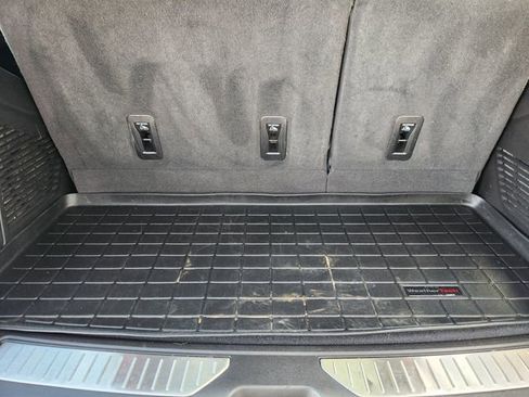 Used 2023 Chevrolet Tahoe Z71 w/ Luxury Package image 32