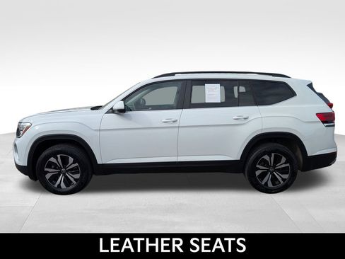 Used 2024 Volkswagen Atlas SE image 4