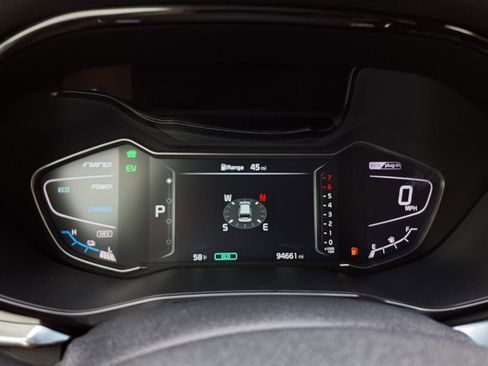 Used 2020 Kia Niro EX Premium image 17