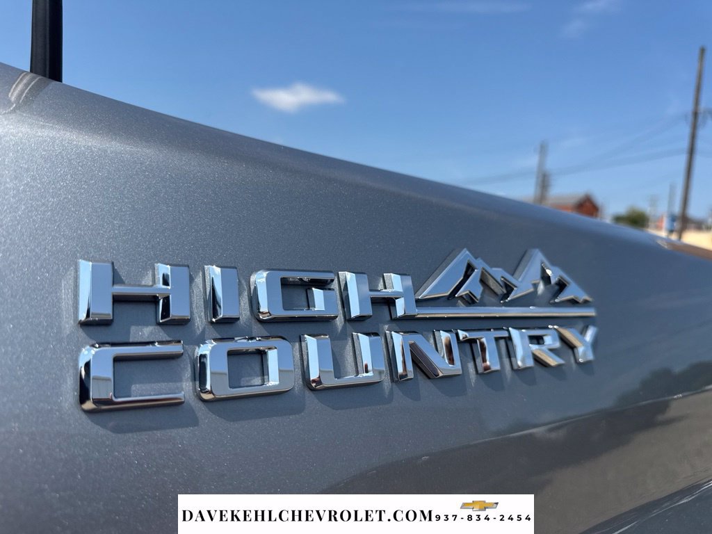 Used 2025 Chevrolet Silverado 3500 High Country w/ High Country Premium Package AWD/4WD image 55
