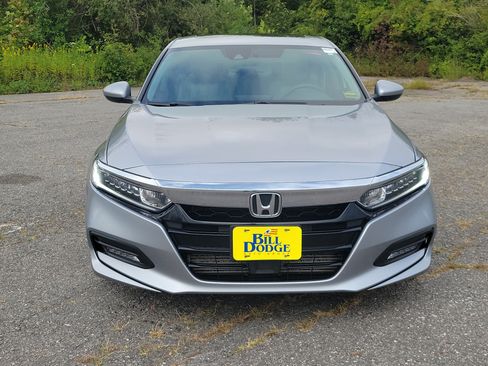 Used 2018 Honda Accord EX image 2