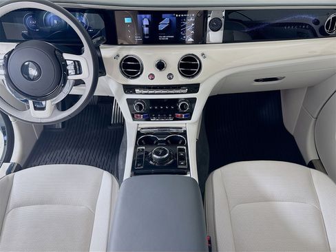Certified 2025 Rolls-Royce Spectre image 22