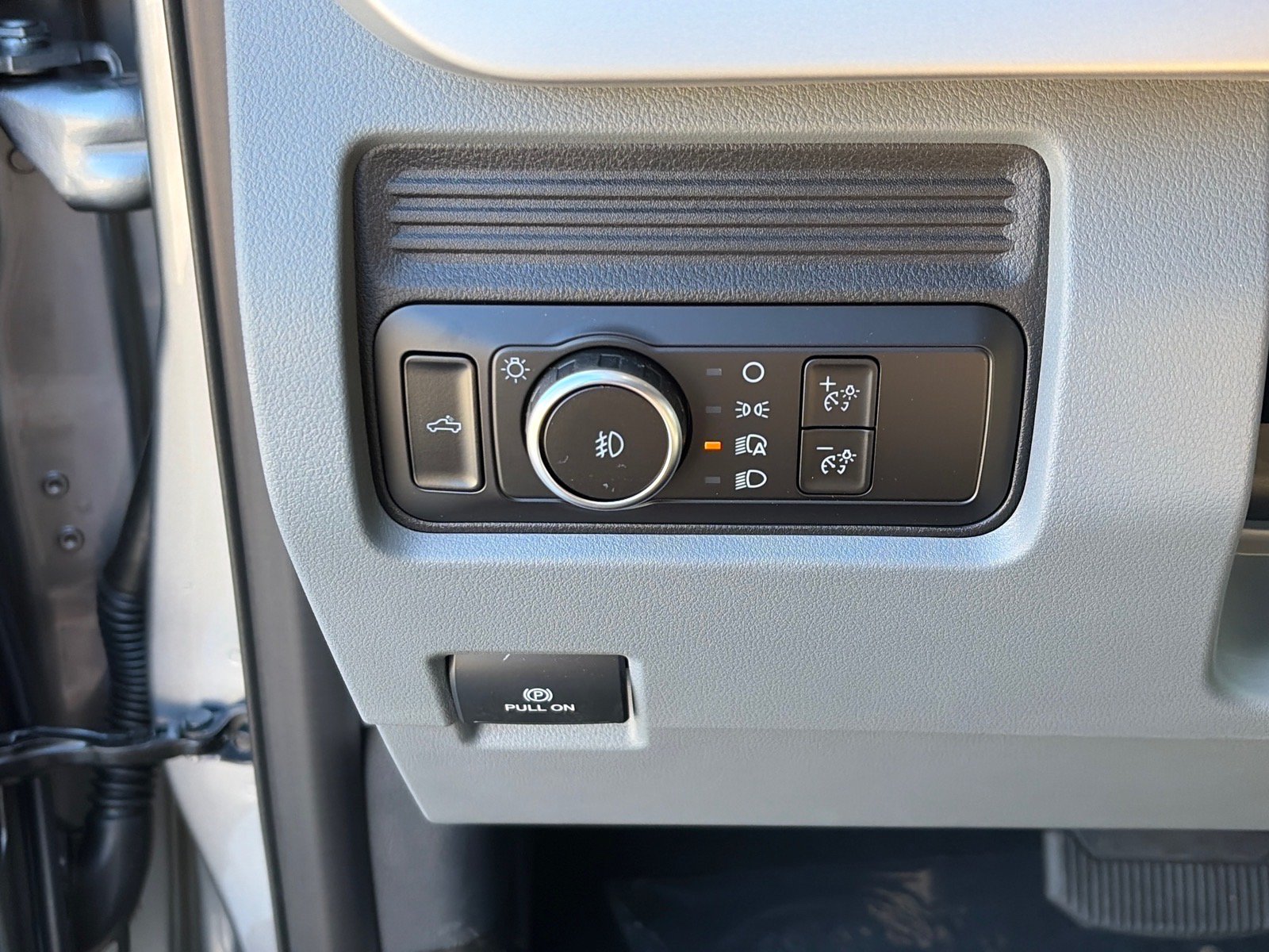 New 2027 Ford F250 XL w/ Tremor Off-Road Package AWD/4WD image 14