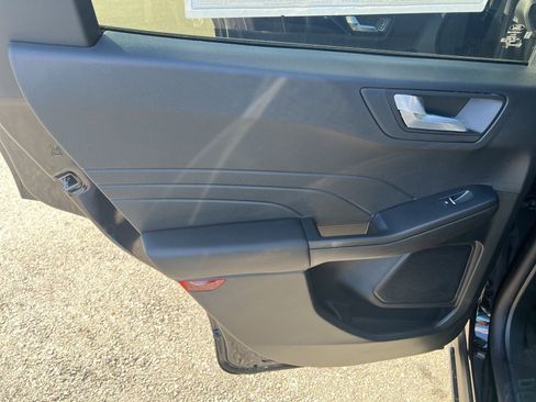 New 2025 Ford Escape ST-Line Elite w/ Tech Pack #1 image 12