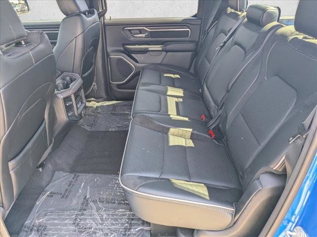 New 2025 RAM 1500 Laramie AWD/4WD image 16