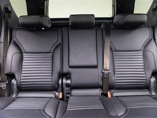 New 2026 Land Rover Discovery S AWD/4WD image 18