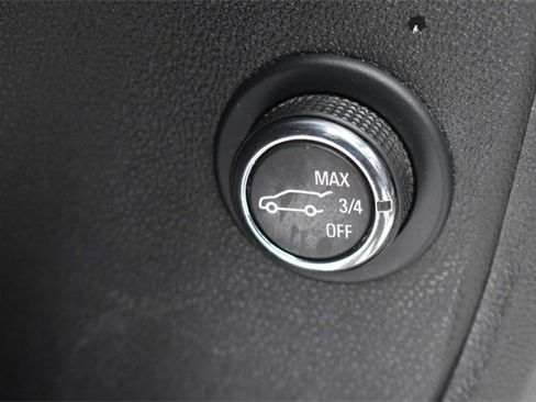 Certified 2023 Chevrolet Blazer RS w/ Driver Confidence II Package image 25