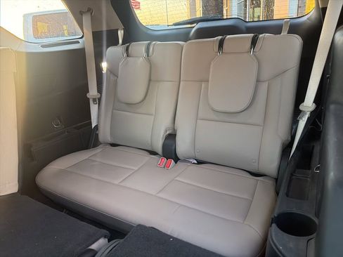 Used 2020 Ford Explorer XLT w/ Equipment Group 202A image 13