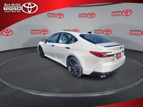 New 2026 Toyota Camry Hybrid AWD/4WD image 6