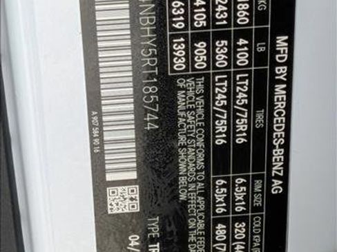 Used 2024 Mercedes-Benz Sprinter 2500 image 23