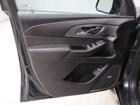 Used 2020 Chevrolet Traverse Premier w/ LPO, Floor Liner Package AWD/4WD image 13