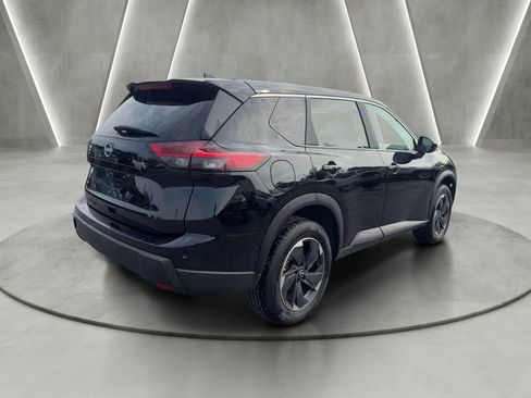 Used 2025 Nissan Rogue SV AWD/4WD image 7