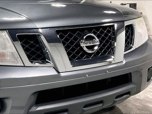 Used 2017 Nissan Frontier SV image 36