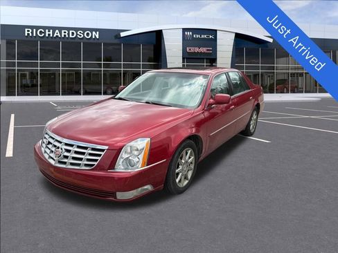Used 2011 Cadillac DTS Luxury image 1