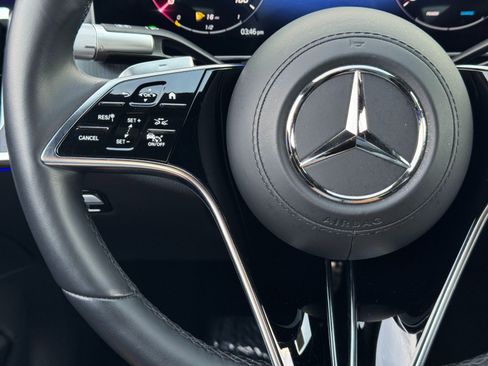 Used 2023 Mercedes-Benz S 500 4MATIC w/ AMG Line image 23