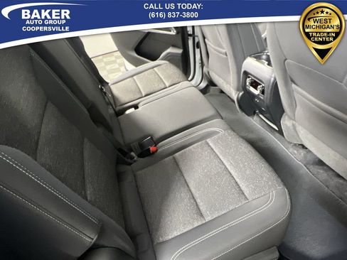 Certified 2025 Chevrolet Traverse LT w/ Sun and Wheel Package image 28