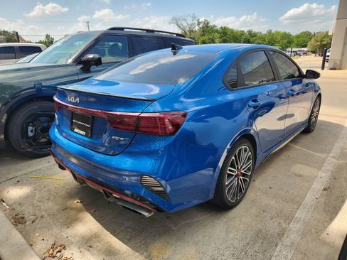 Certified 2023 Kia Forte GT w/ GT2 Package FWD image 4