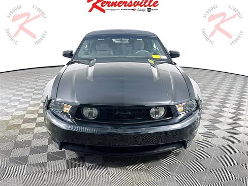 Used 2012 Ford Mustang Convertible image 2