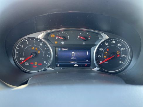 Used 2020 GMC Terrain SLE w/ Driver Convenience Package FWD image 11