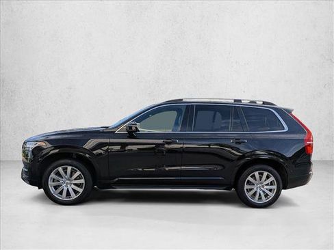 Used 2017 Volvo XC90 T6 Momentum w/ Vision Package AWD/4WD image 8