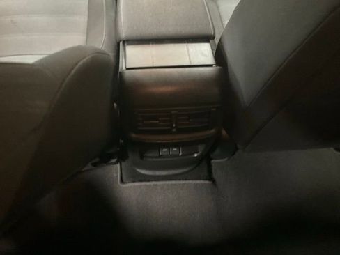 Used 2018 Honda CR-V EX image 7