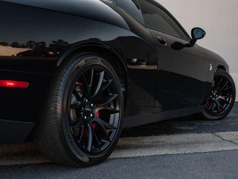 Used 2019 Dodge Challenger SRT Hellcat w/ Laguna Leather Package image 35