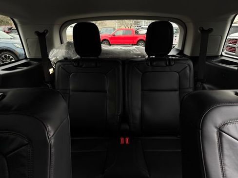 New 2026 Lincoln Aviator Reserve image 24