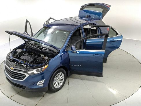 Used 2019 Chevrolet Equinox LT w/ Driver Convenience Package FWD image 25