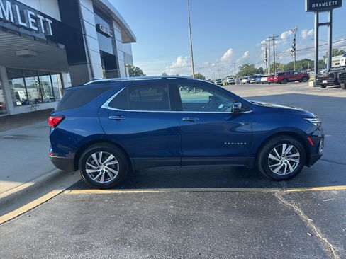Used 2022 Chevrolet Equinox Premier image 4