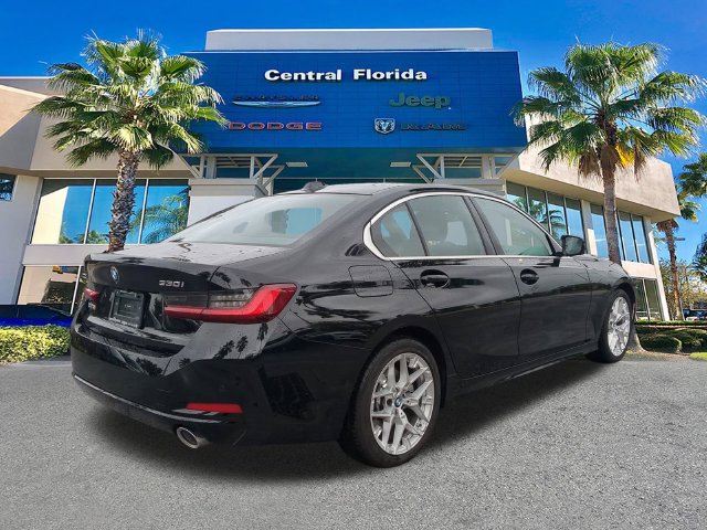 Used 2025 BMW 330i xDrive Sedan AWD/4WD image 5