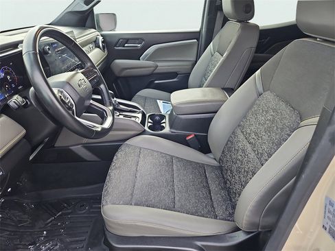 Certified 2024 Chevrolet Colorado ZR2 image 33