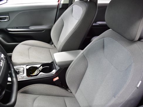Used 2025 Kia K4 FWD image 9
