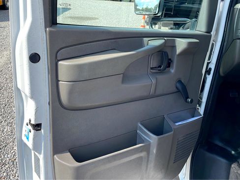 Used 2015 Chevrolet Express 3500 w/ Shuttle Bus Package image 13