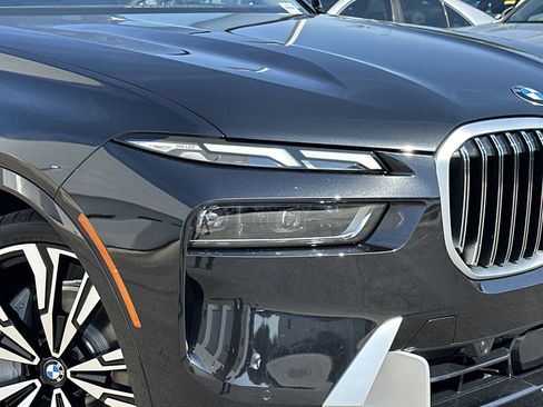 Certified 2026 BMW X7 xDrive40i AWD/4WD image 5