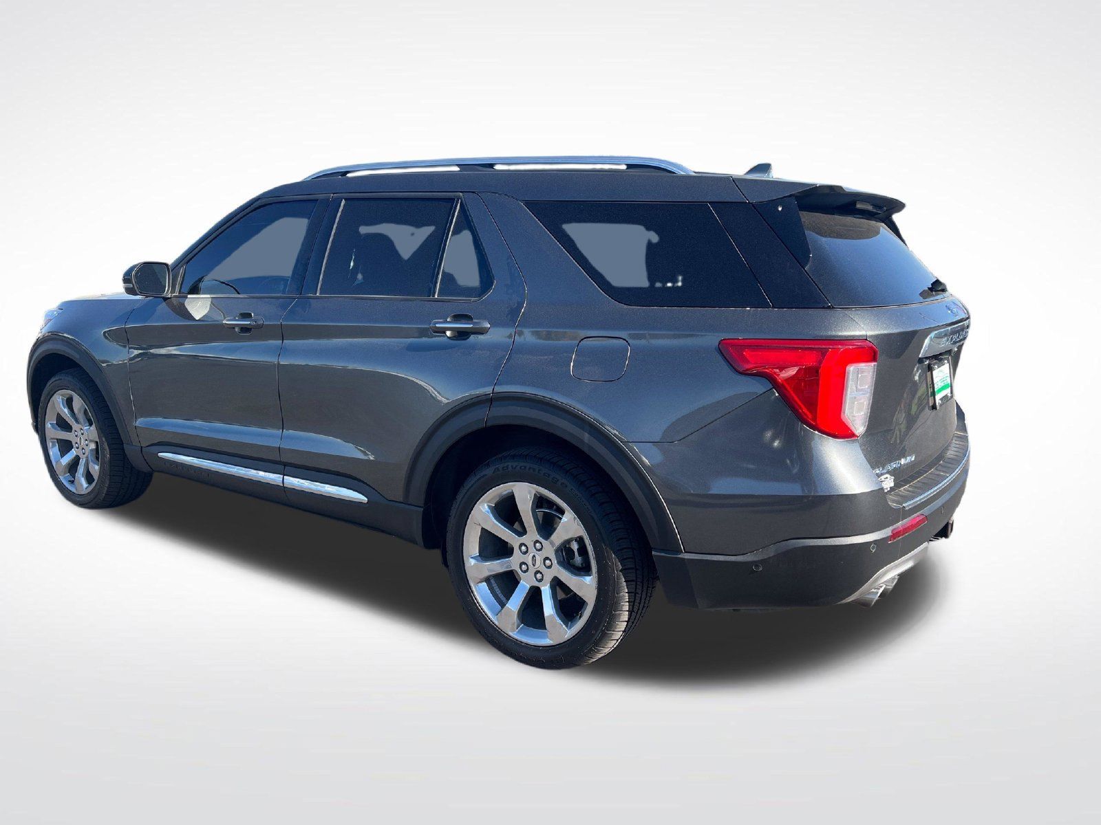 Used 2020 Ford Explorer Platinum w/ Premium Technology Package AWD/4WD image 5