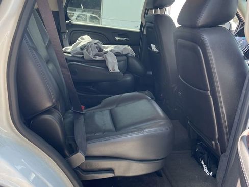 Used 2011 GMC Yukon Denali RWD image 21
