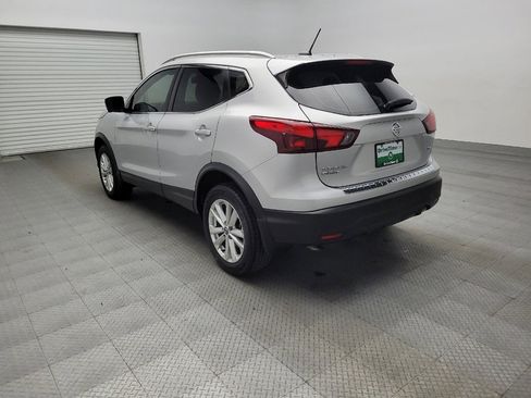 Used 2019 Nissan Rogue Sport SV w/ Technology Package image 5