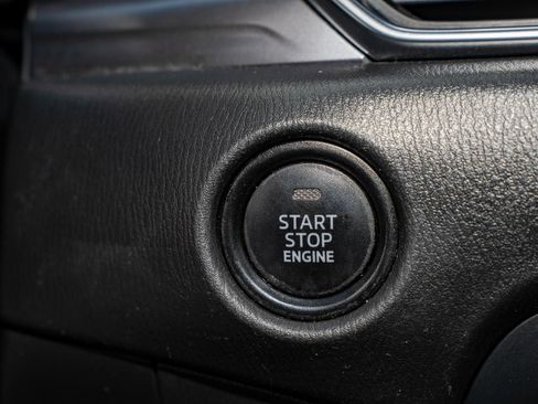 Used 2018 MAZDA CX-5 Sport image 24