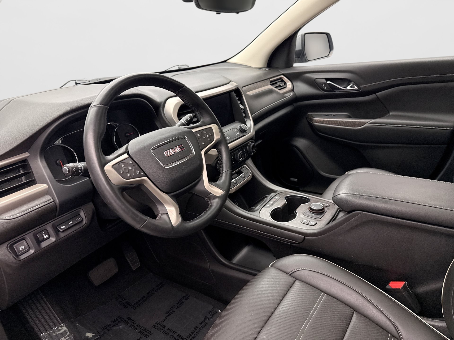 Used 2023 GMC Acadia Denali w/ Denali Ultimate Package FWD image 10
