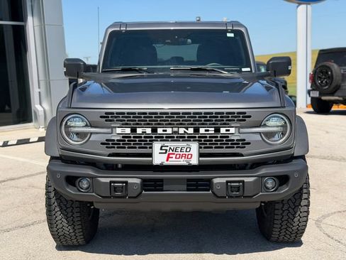 Used 2025 Ford Bronco Badlands AWD/4WD image 2